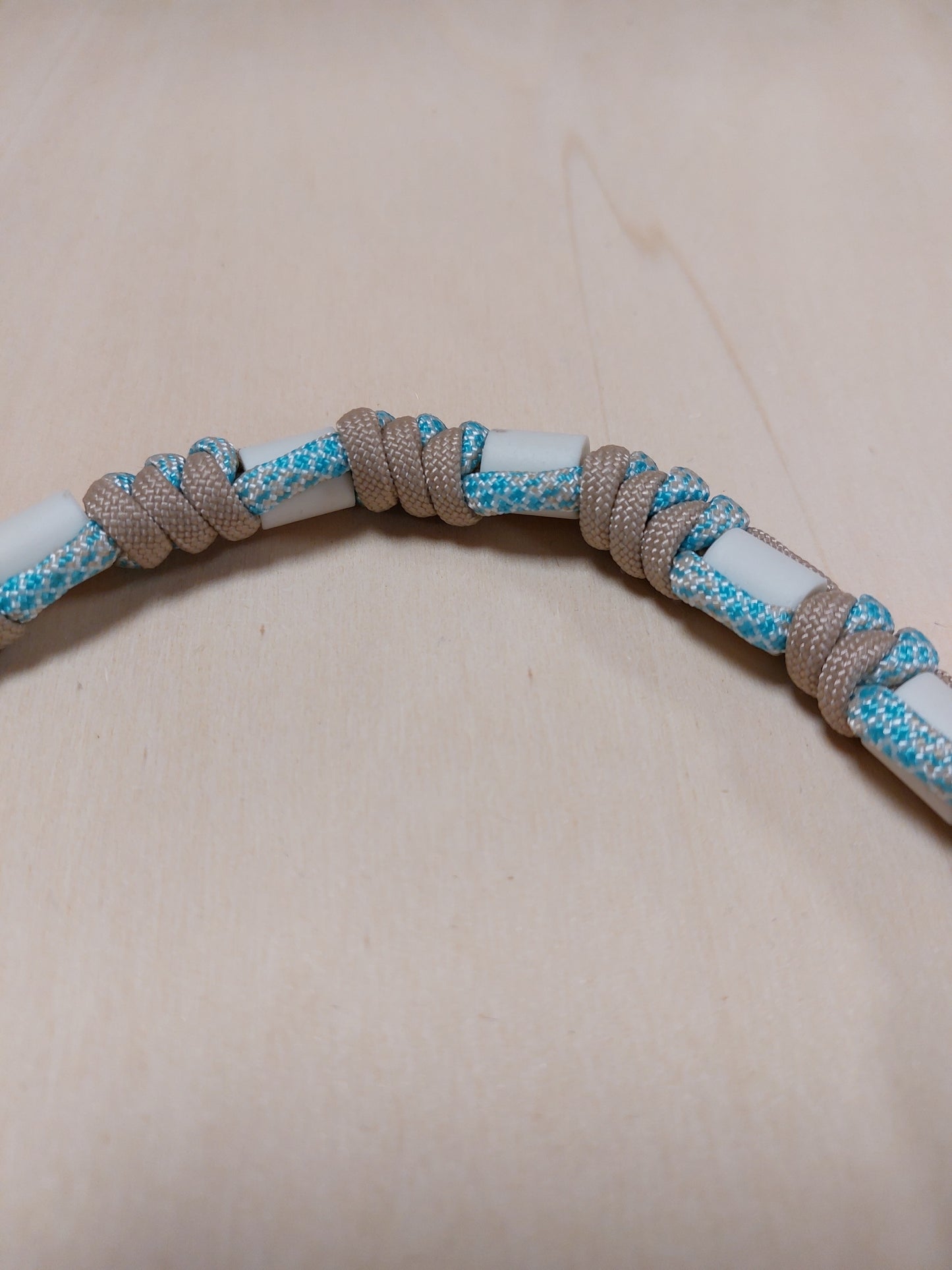 Bij-Zalme tekenband Creme/Blauw