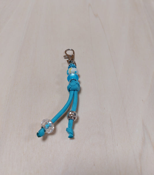 Bij-Zalme sleutelhanger blauw